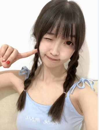 成都白小纯萌妹纸哦~求土豪大叔抱走~ 第1张