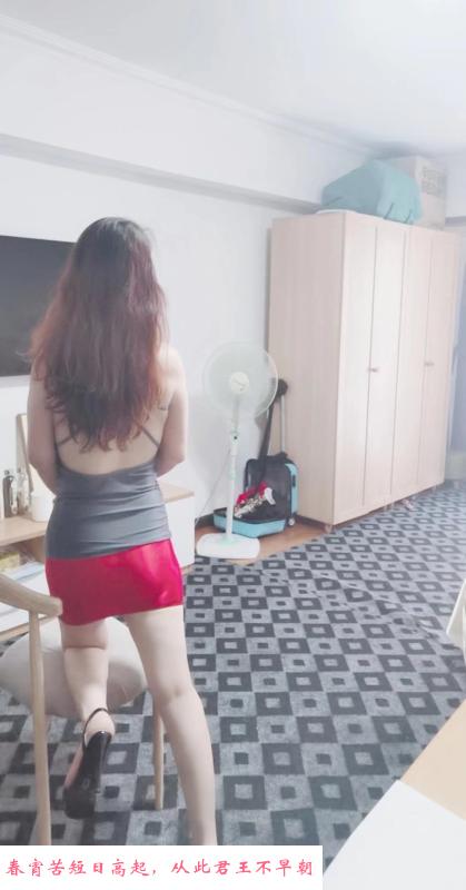 妩媚多姿熟女 第2张