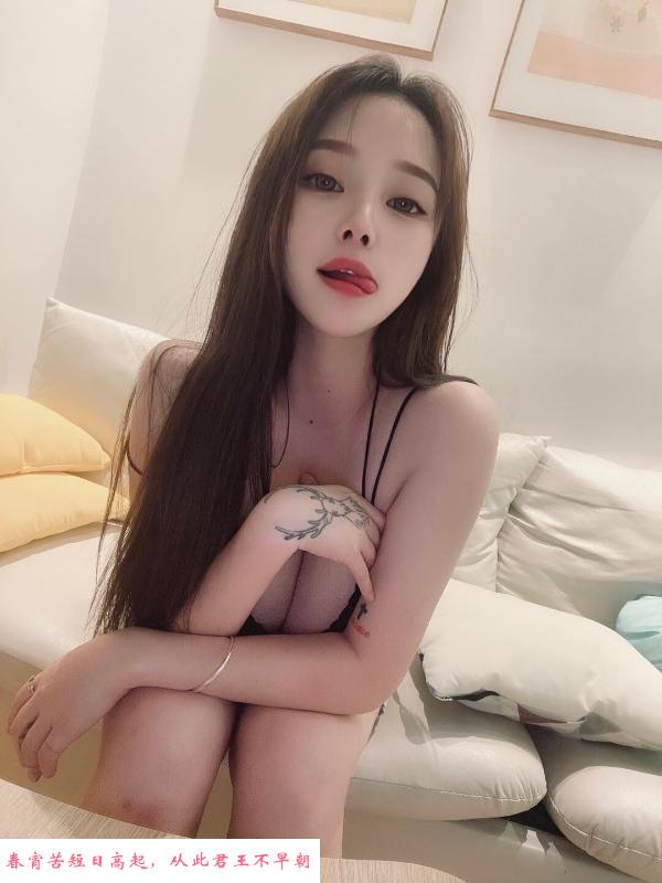 高挑火辣小骚妹 第1张