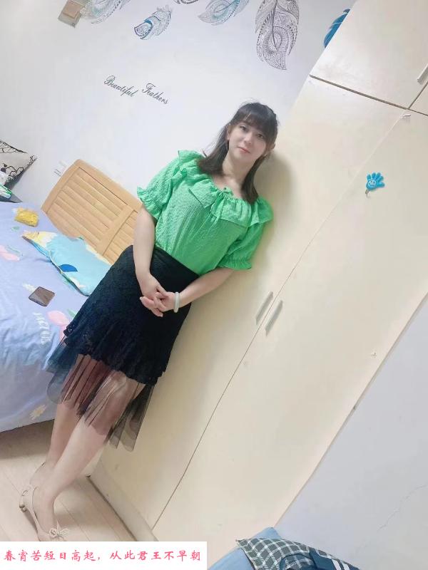 温柔大胸邻家少妇 第2张