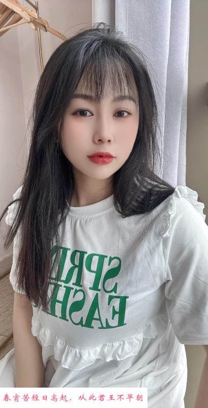 甜美肥臀美女月月 第1张