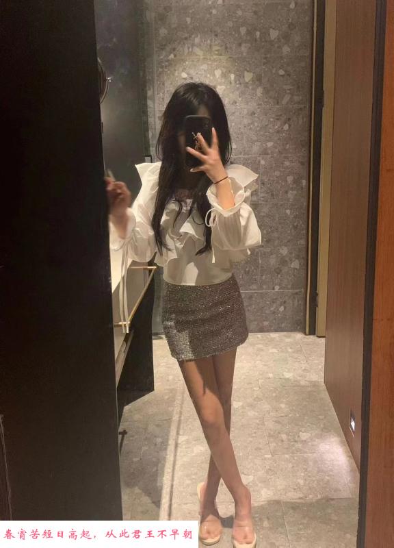 很嫩很粉的妹子 第3张