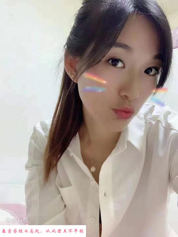 美丽大方高挑的小姐姐 第2张