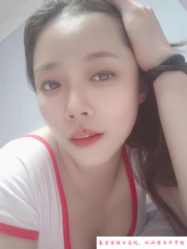 宝安饥渴少妇 第1张