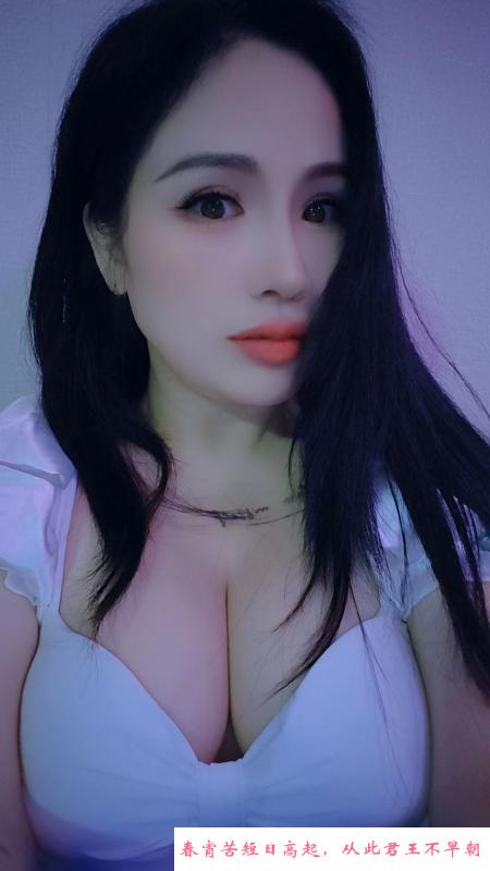风骚大胸大屁股少妇 第1张
