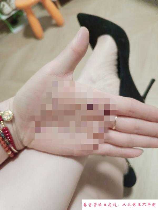 风骚三通小姐姐 第2张