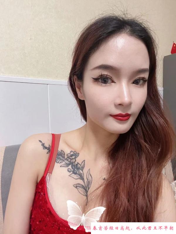 江宁万达花奶少妇 第3张
