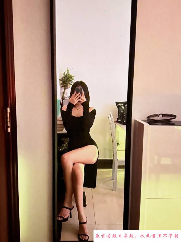 性感身材温柔女友 第2张