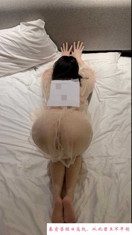 白嫩软乎小少妇 第3张