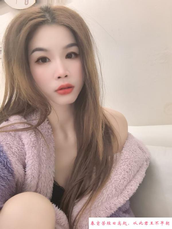 舌吻伸舌头配合 第2张