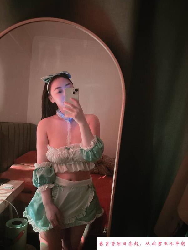 女友系S形身材老师 第1张