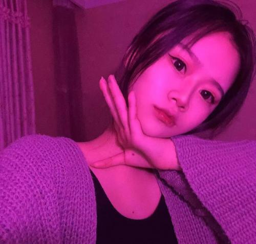 北京海淀区清纯兼职小妹 第1张