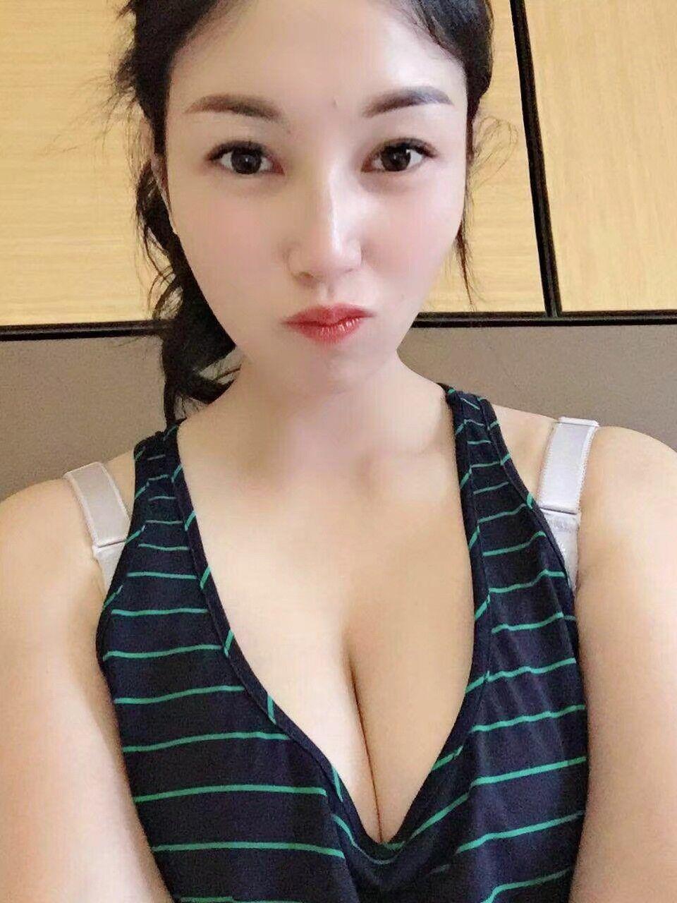 成都又发现一奶霸 第2张