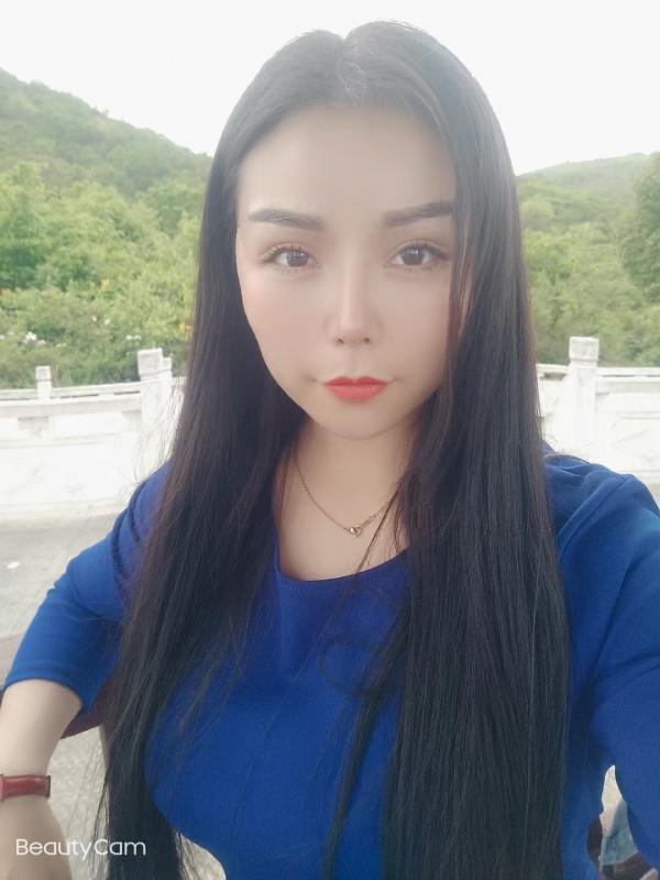 再次探访深情少妇 第2张