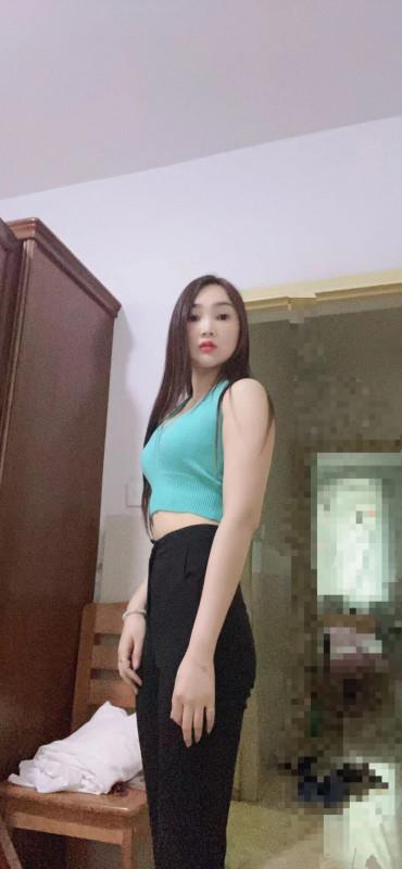汤山气质美女 第2张