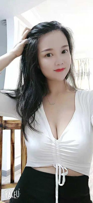 服务好的小姐姐 第2张