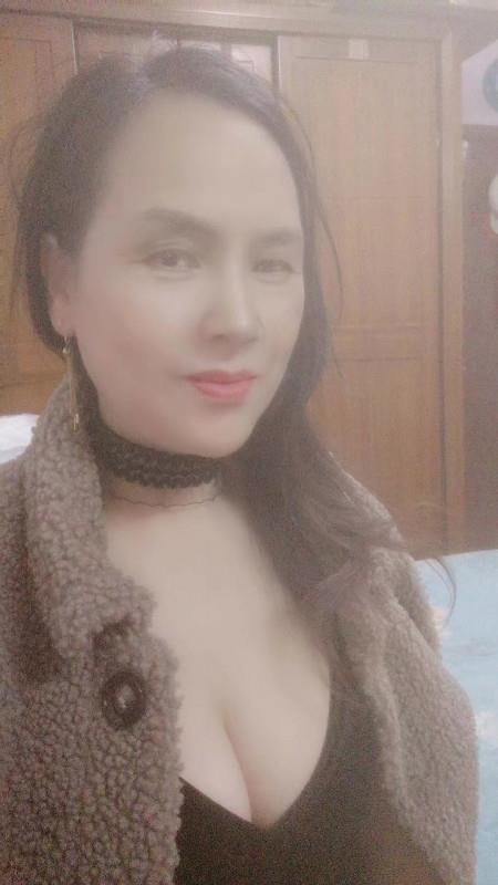 熟女阿英 第1张