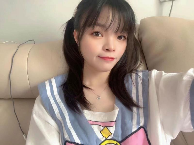 三山街小萝莉暖暖 第3张
