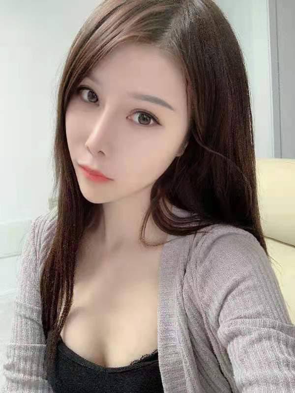 温柔大胸妹子安妮 第2张