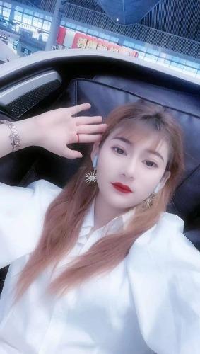 西安会潮吹的小美女 第2张