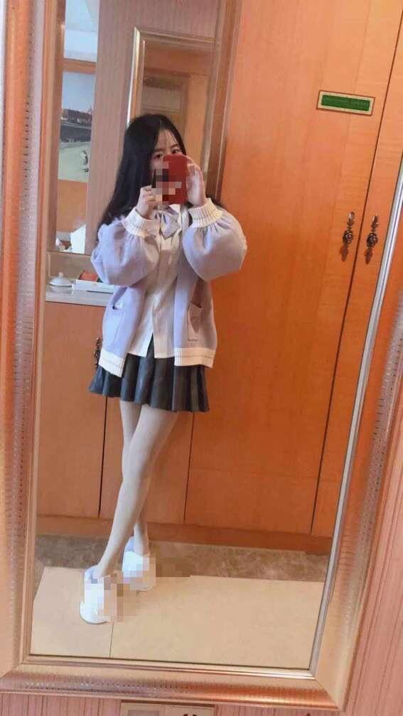 娇小白虎萝莉妹子婉兮 第2张