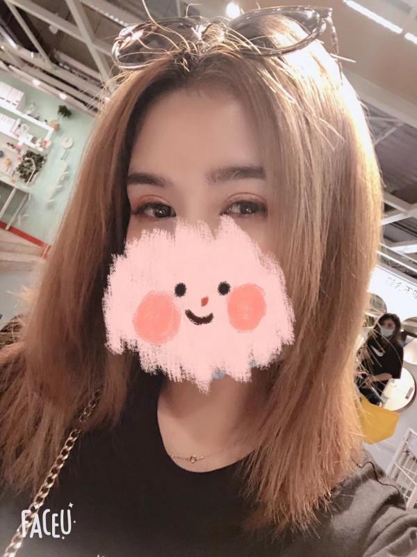 龙江地铁附近的妹子 第2张