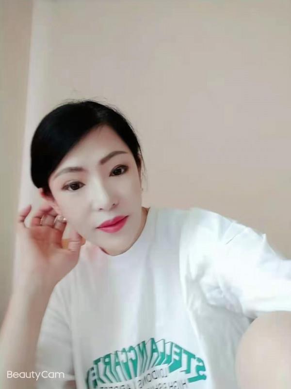 津南区大胸熟女吉祥 第1张