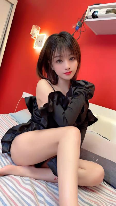 又纯又欲的小妹妹 第2张