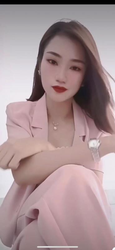 纯情成熟佳佳 第1张