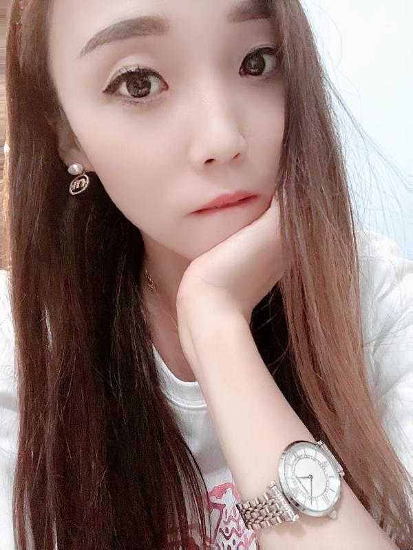 全套服务美女 第1张