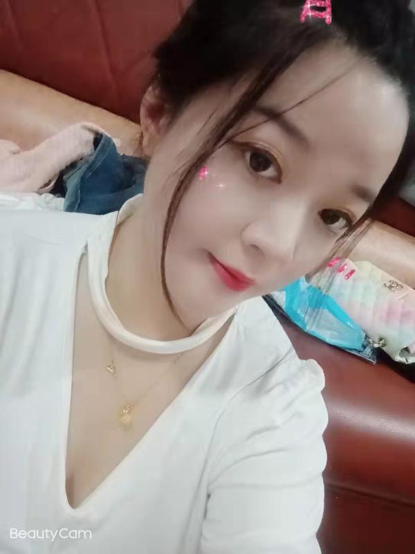 会玩的少妇 第2张