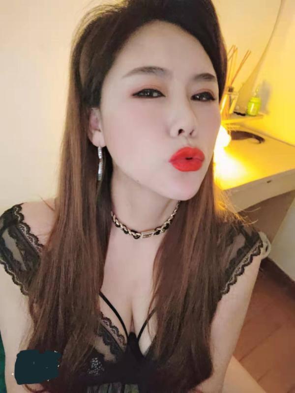 银川少妇够骚 第1张