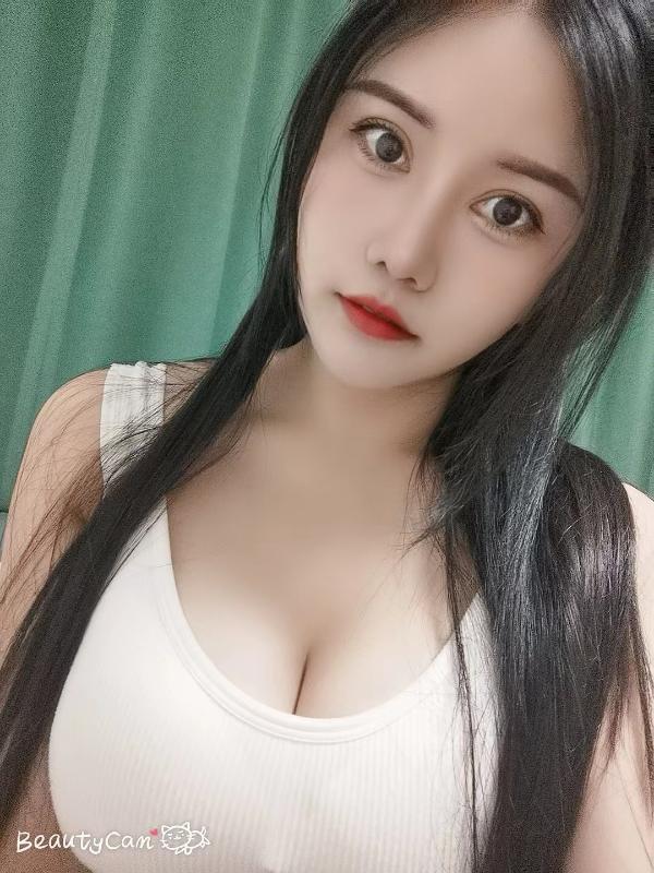 长腿巨乳果果 第4张