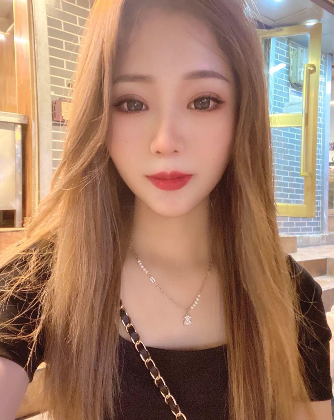 历下区漂年轻亮小姐姐，有服务有颜值 第2张