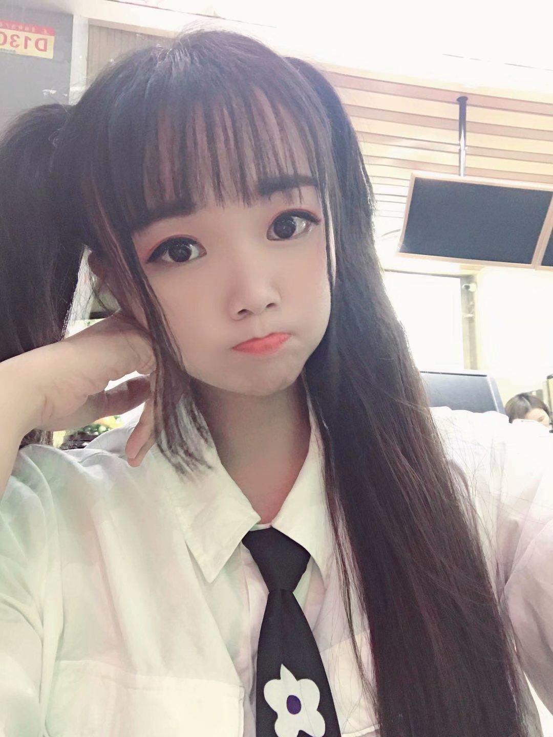 双马尾兔兔,梦幻般的JK体验 第2张