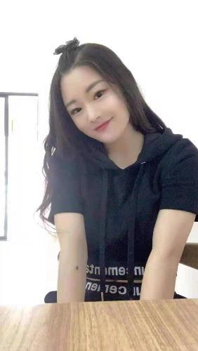 高新区年轻漂亮的小姐姐 第3张