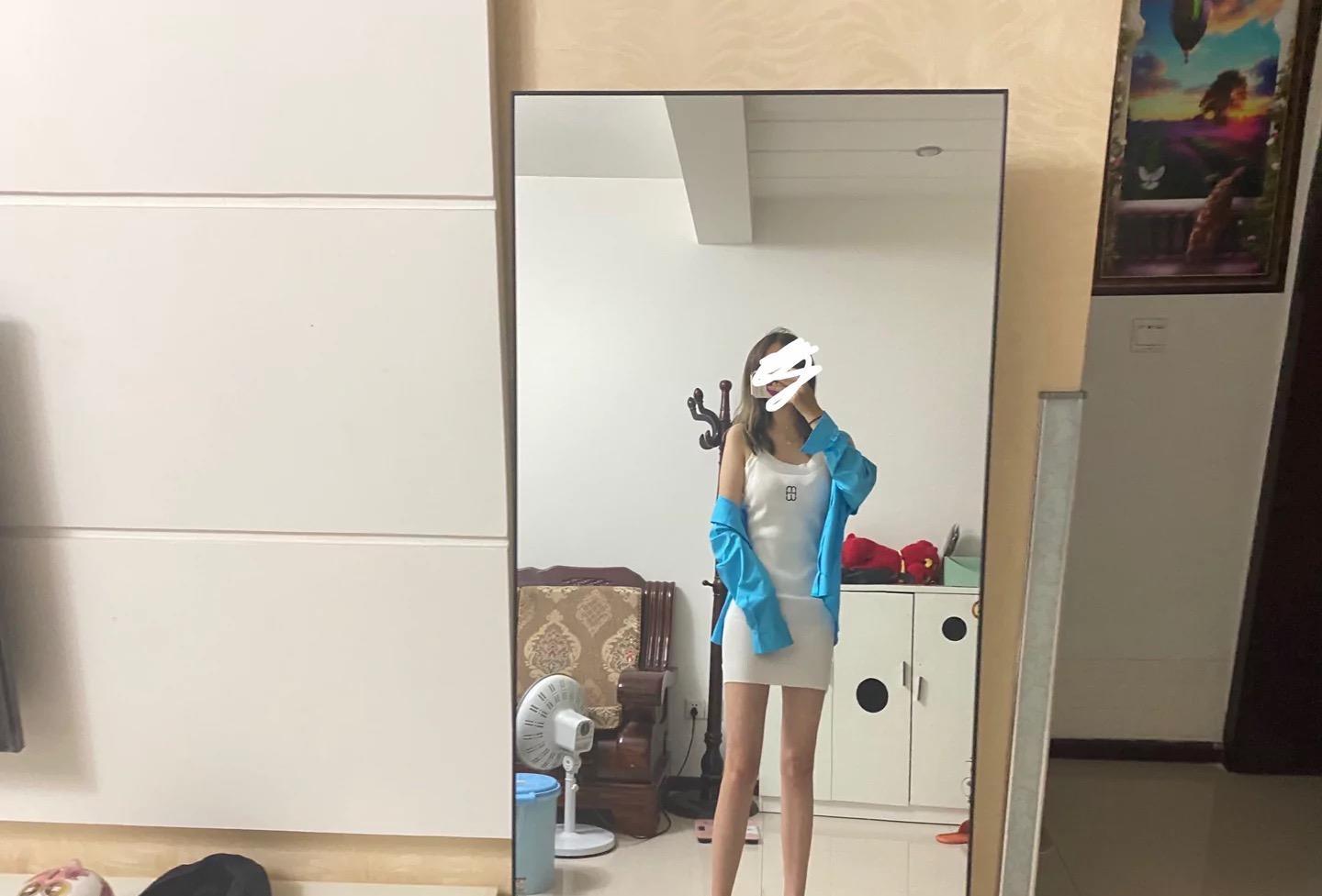 高挑沫沫,颜控的来,确实年轻好看性价比高 第3张